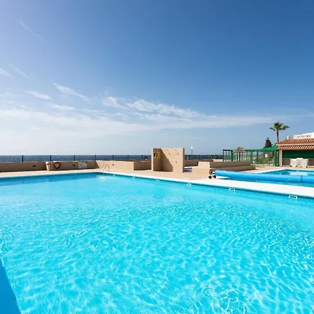 Apartment Luxurioeses Mit Zwei Balkonen Und Meerblick, Langzeitmiete Moeglich