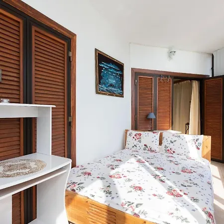 Luxurioeses Mit Zwei Balkonen Und Meerblick, Langzeitmiete Moeglich Apartment *