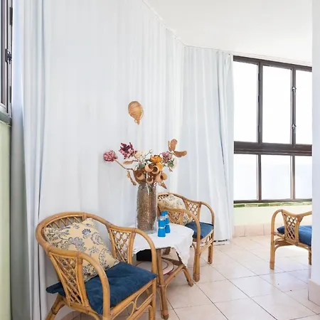 Luxurioeses Mit Zwei Balkonen Und Meerblick, Langzeitmiete Moeglich Apartment